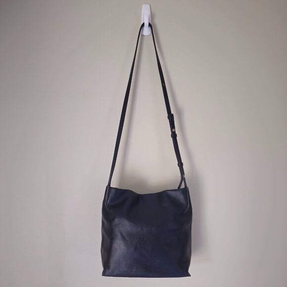 Samuel Ashley Poppy Leather Crossbody Bag - 2024 - Pebbled Black - Picture 2 of 16